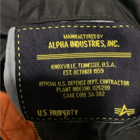 Alpha bomber jacket - Picture 2 of 5